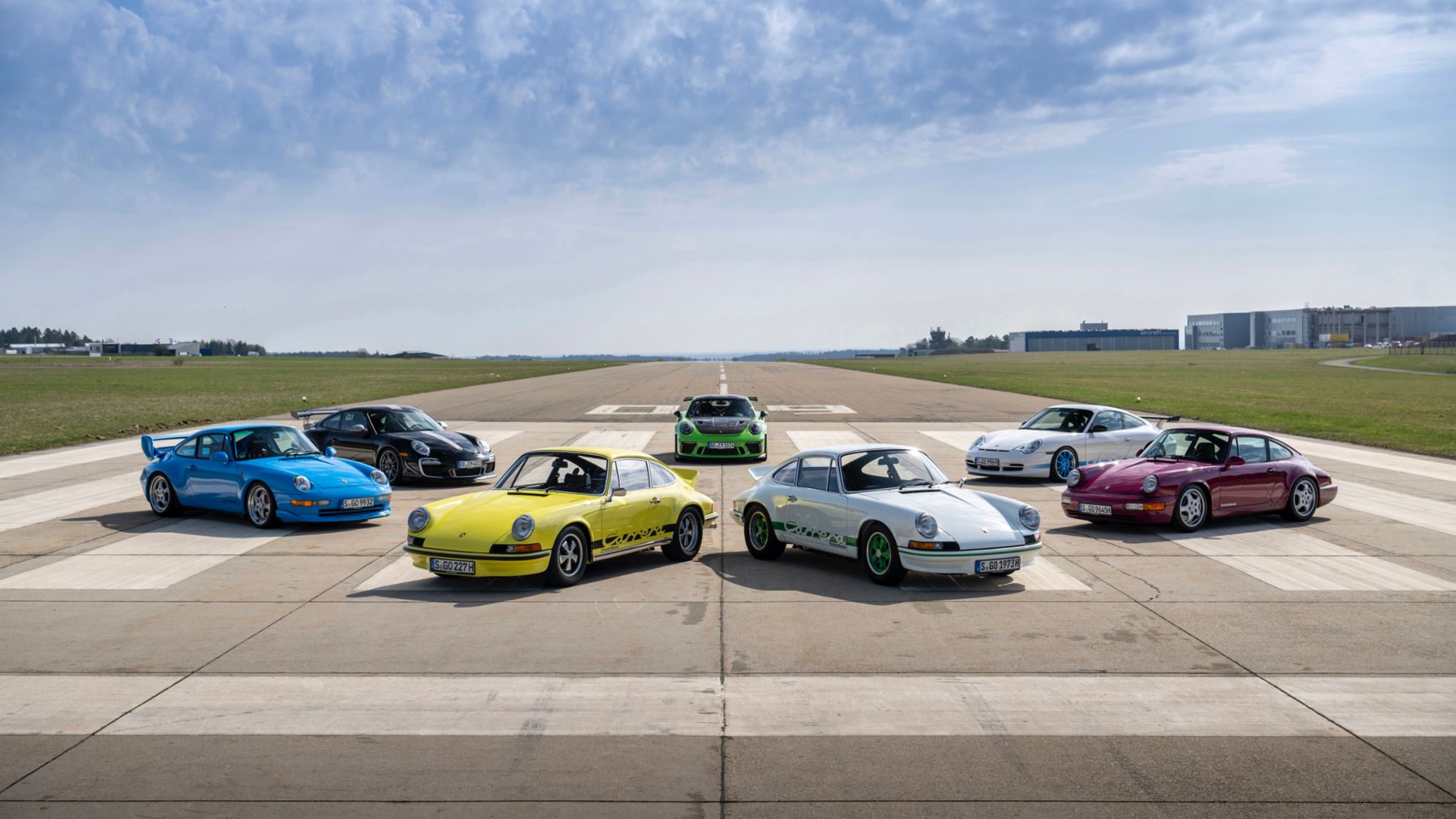 911 Carrera RSR 3.0, 911 Carrera RS 3.8 Clubsport, 911 GT3 RS 4.0, 911 Carrera RS 2.7, 911 GT3 RS, 911 Carrera 2.8 RSR, 911 Carrera RS, 911 GT3 RS (l-r), 2022, Porsche AG