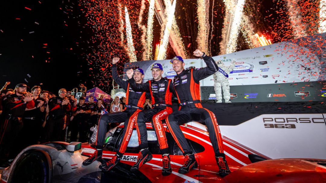 Victoria de Porsche en “Petit Le Mans”