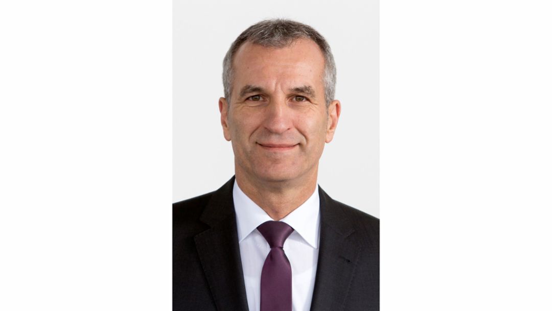 Albrecht Reimold, Member of the Executive Board, Production and Logistics