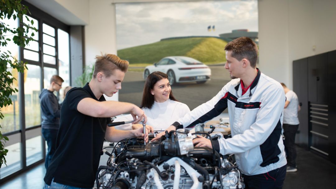 Porsche student workshop, VDI GaraGe, Leipzig, 2019, Porsche Leipzig GmbH