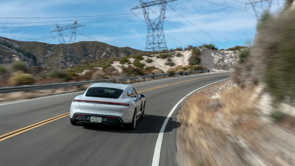 Taycan 4S, 2020, Porsche AG