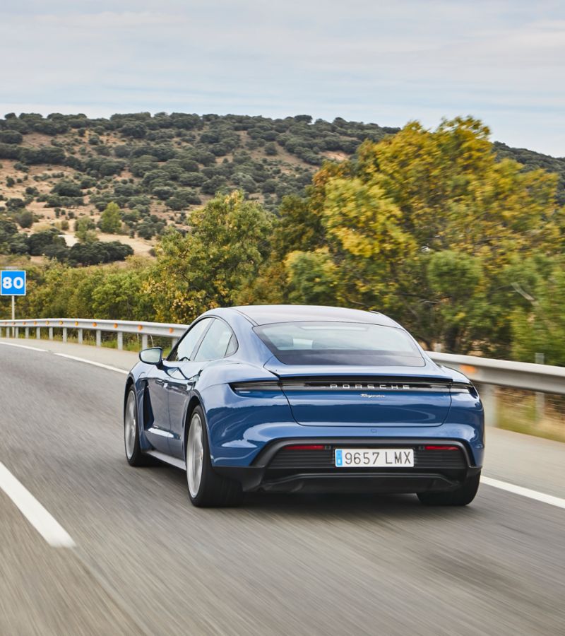 Porsche Taycan, ruta Madrid - Bilbao, 2021, Porsche Ibérica