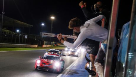 Porsche Carrera Cup Italia, Bristot conquista gara 1 in notturna a Misano