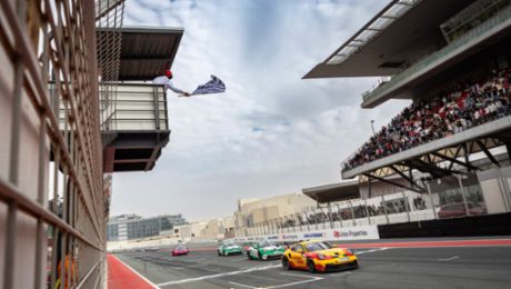 Watarai and Sumich share wins at Dubai Autodrome