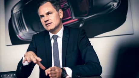 奥博穆：“成功的关键在于团队合作”