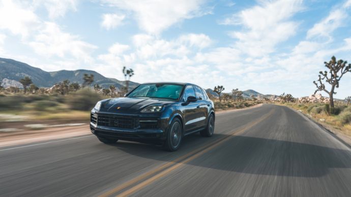 Cayenne E-Hybrid - Algarve Blue Metallic