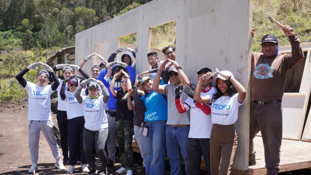 Porsche y TECHO se unen para construir nuevos hogares para familias en situación vulnerable en Ecuador