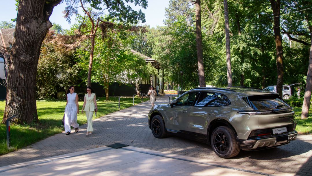Porsche susține comunitatea Forbes Woman, într-un dialog despre investiția în sine