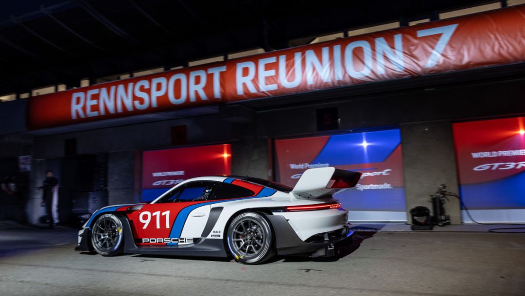 Friday at the Rennsport Reunion 7: The 911 GT3 R rennsport makes its global public debut