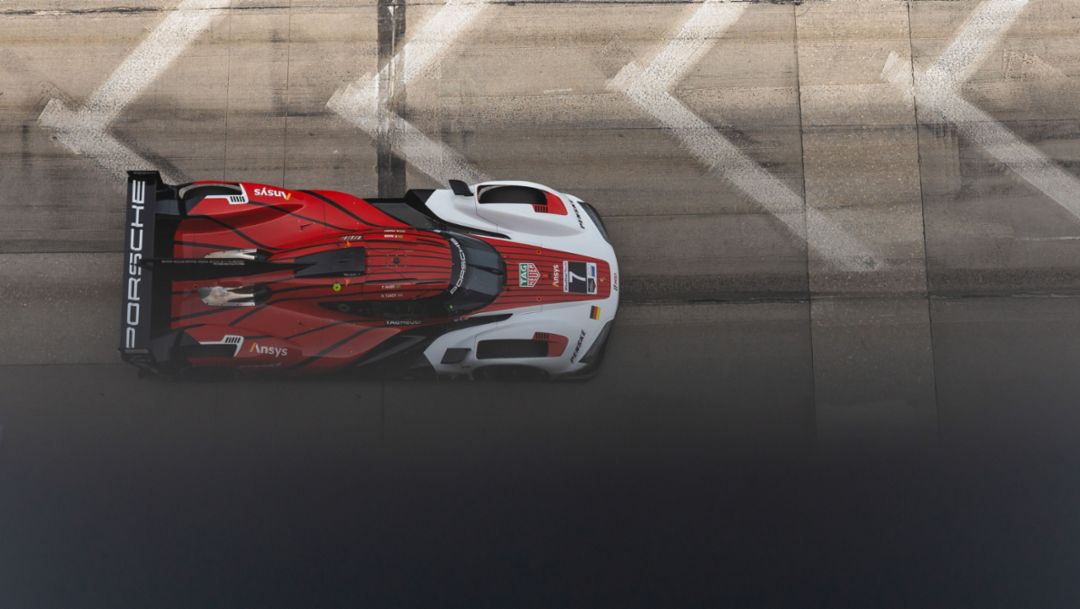 Porsche heads to Detroit with a narrow lead in the manufacturer and driver championship points