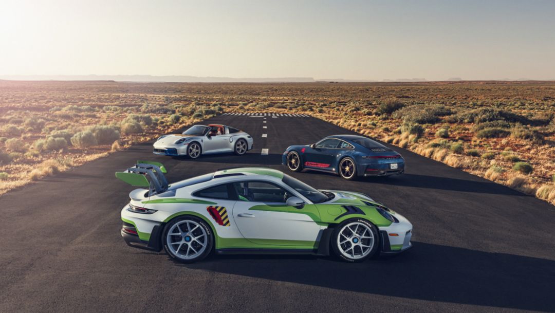 Porsche revela tres modelos únicos (one-of-one) del 911 en la alfombra roja del estreno mundial de Toy Story 5