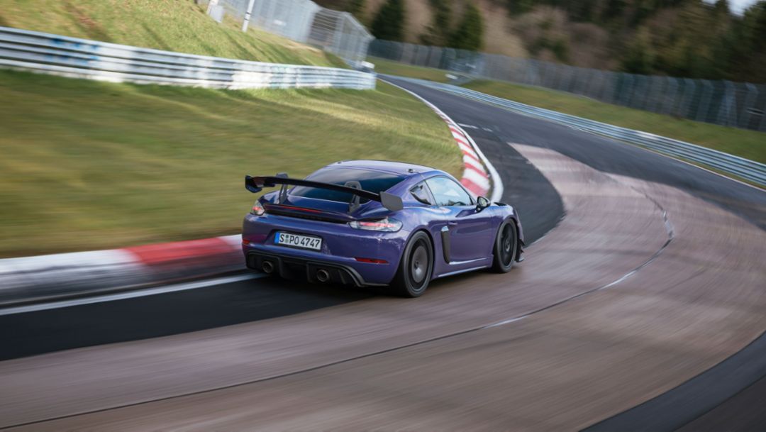 718 Cayman GT4 RS Manthey Kit: Onboard