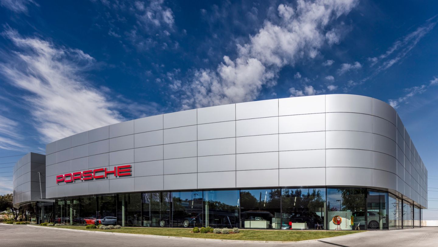 Nuevo edificio de Porsche Ibérica, Madrid, 2019, 40º aniversario de Porsche Ibérica (1984-2024)