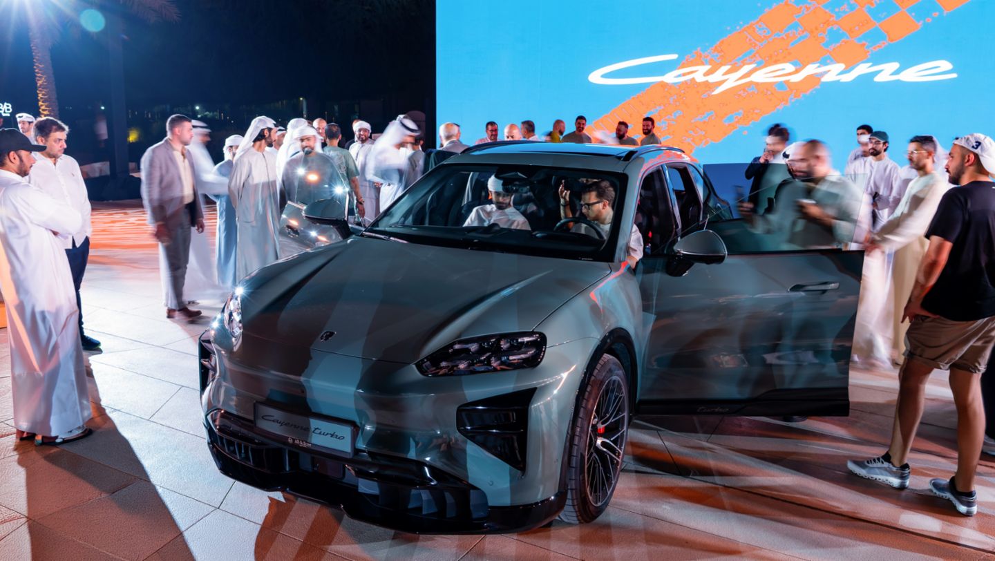 Cayenne Turbo Electric, Exclusive Suhoor Event, Porsche Centre Abu Dhabi, 2026, Porsche Middle East