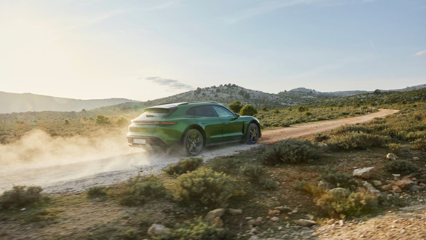 Taycan Turbo S Cross Turismo, 2021, Porsche AG