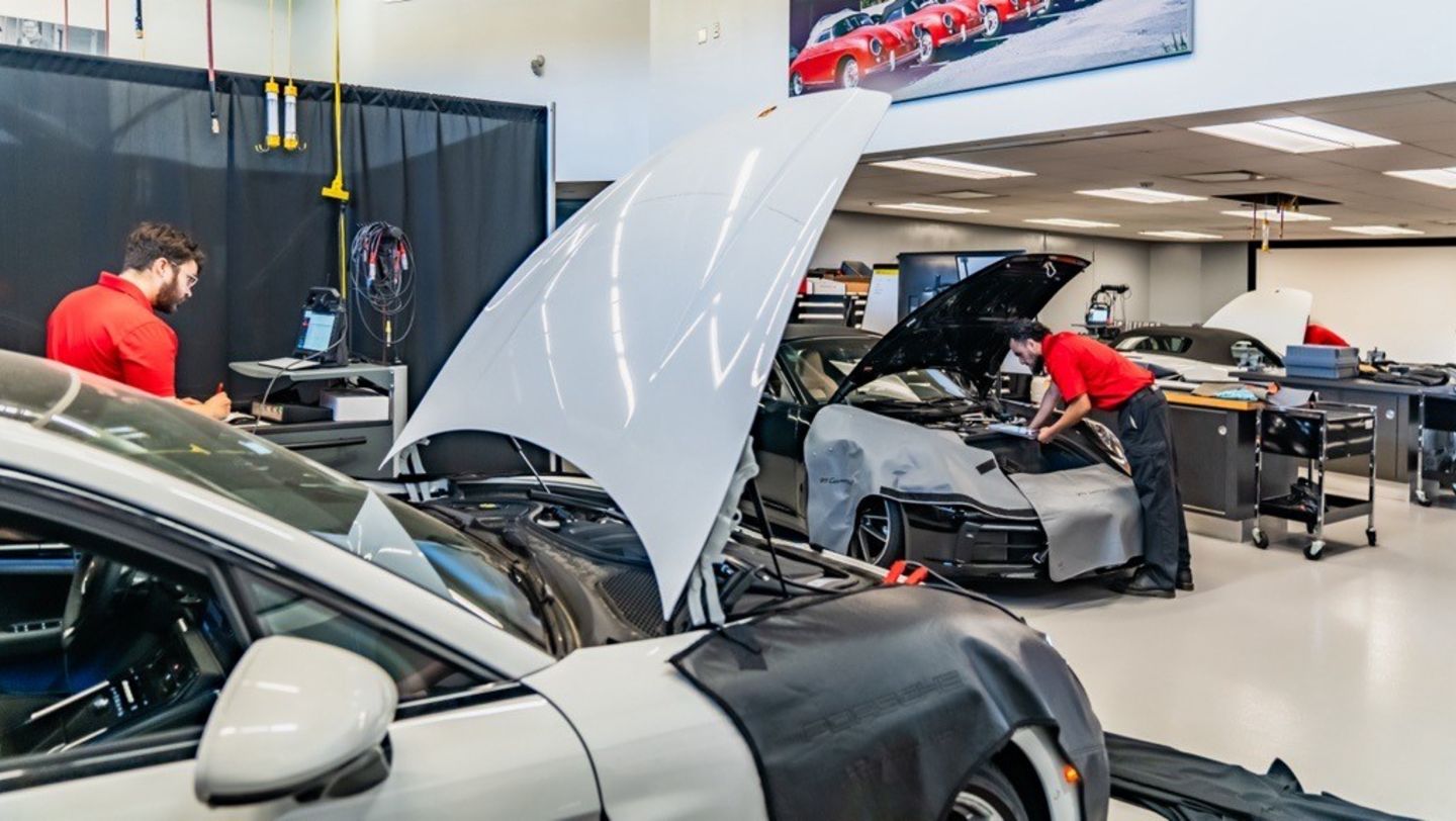 Porsche celebrates 25 years of automotive technical training excellence