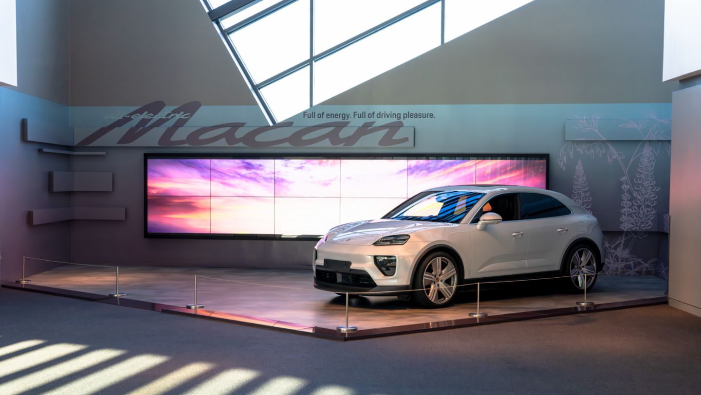 Porsche Experience Centers welcome the new Macan Electric to the track