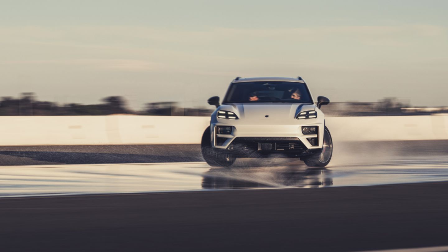 Porsche Experience Centers welcome the new Macan Electric to the track