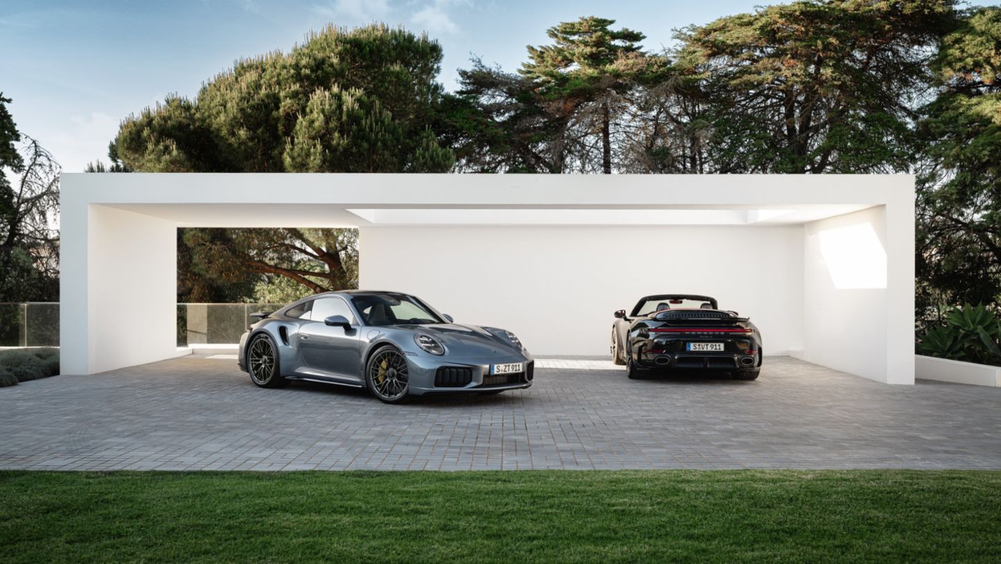 911 Turbo S and 911 Turbo S Cabriolet
