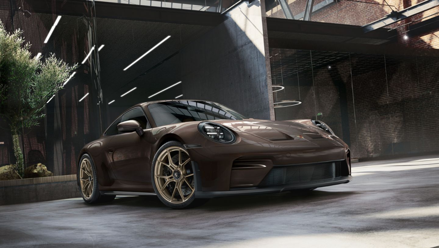 Exclusive Manufaktur 2025 911 GT3 with Touring Package 