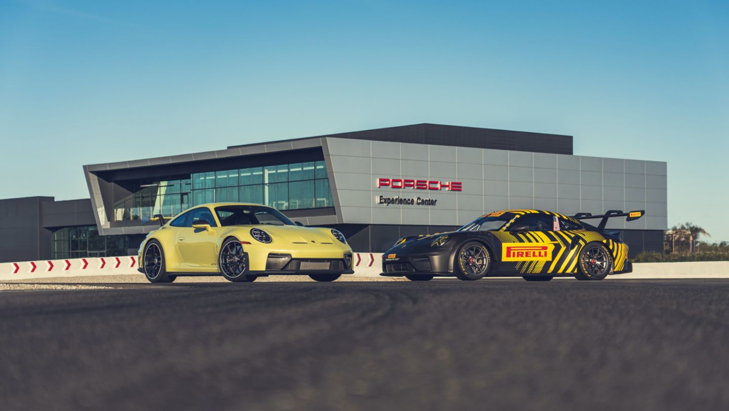 911 GT3 and 911 Cup at Porsche Experience Center Los Angeles