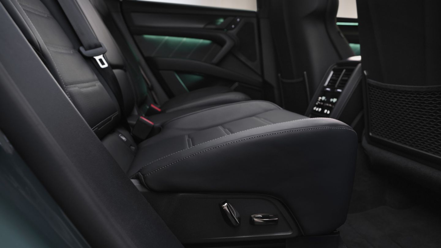 Porsche Cayenne Turbo Electric