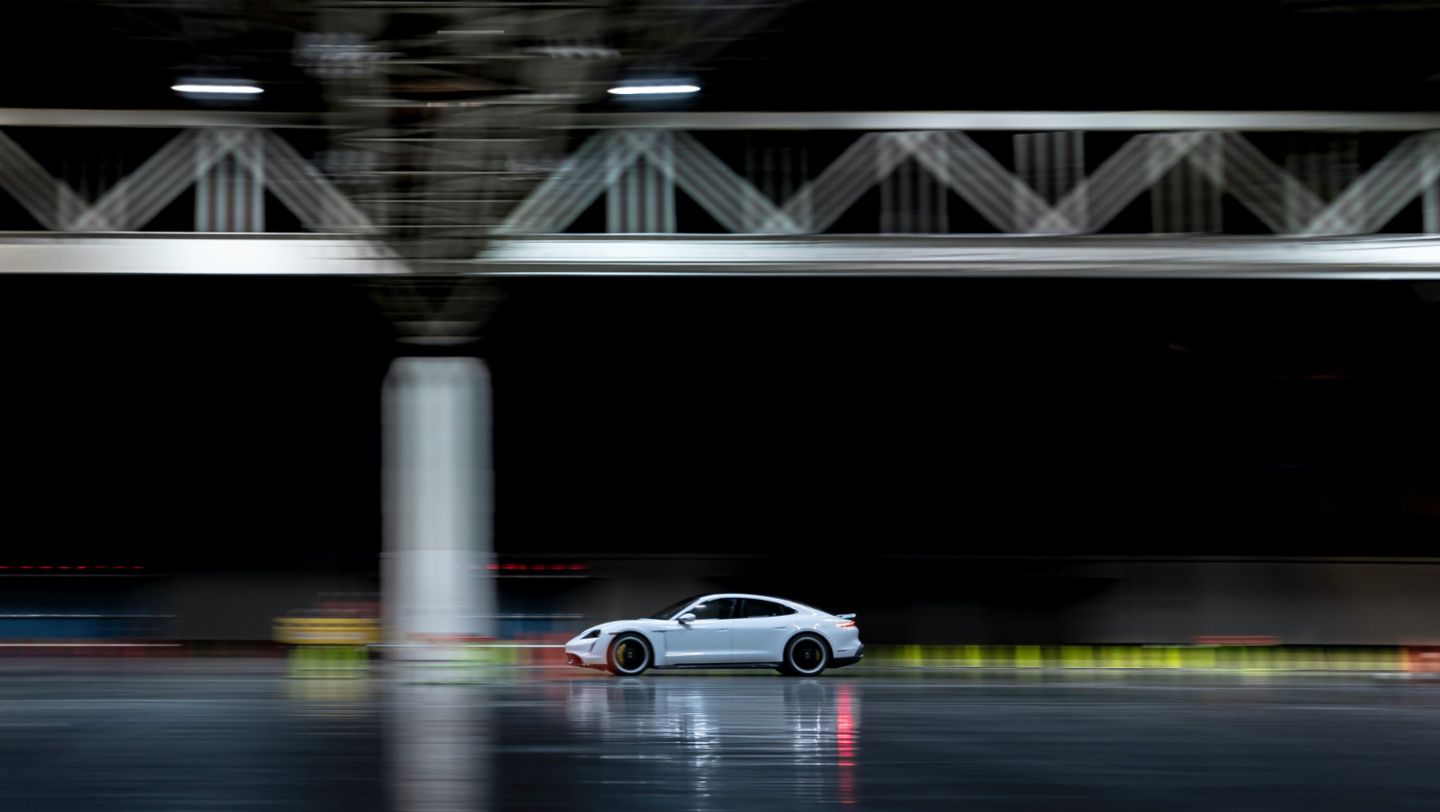 Taycan Turbo S, 2021, Porsche AG