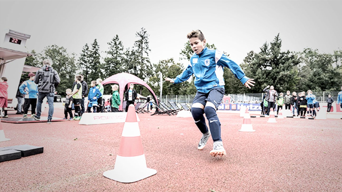 Stuttgarter Kickers, 2021, Porsche AG