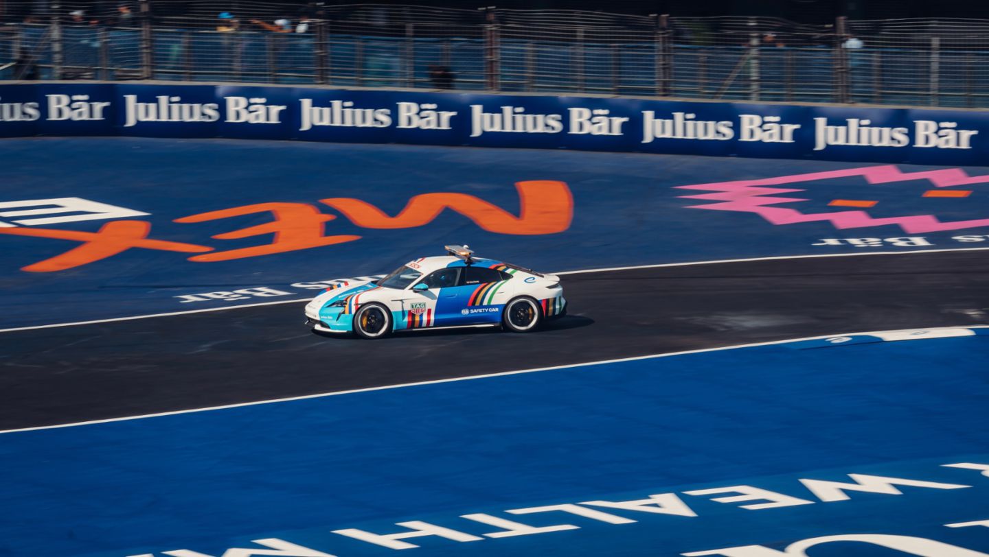 Taycan Turbo S, Safety Car, ABB FIA Formula E World Championship, 2022, Porsche AG