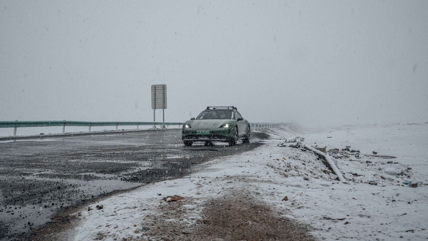 Taycan 4 Cross Turismo, Altitude Challenge, China, 2023, Porsche AG