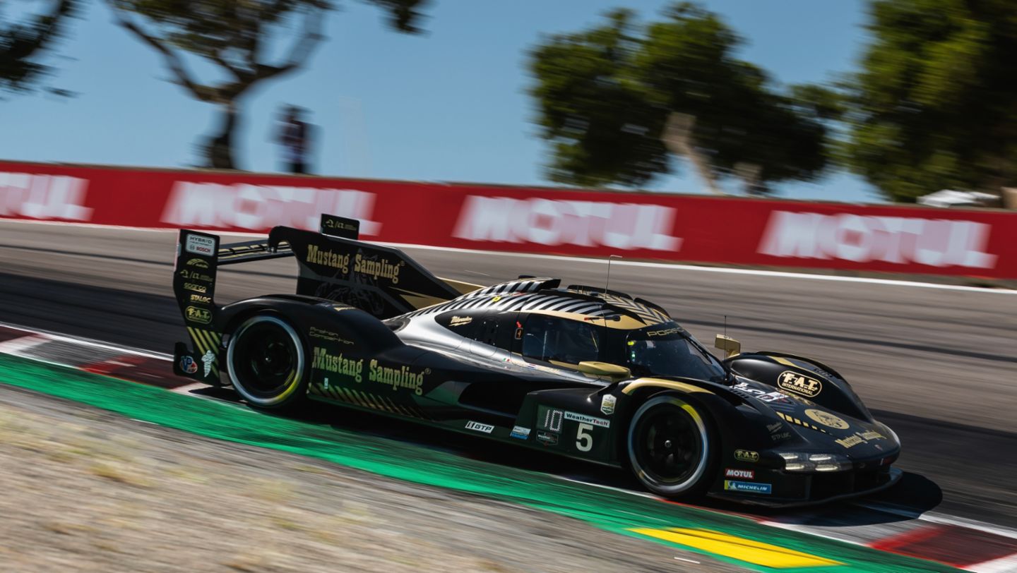 Porsche 963, Proton Competition (#5), Gianmaria Bruni (I), Bent Viscaal (NL), Laguna Seca, 2024, Porsche AG